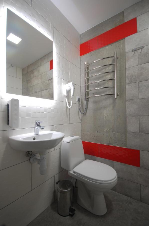 Cubby Hotel Lviv Buitenkant foto