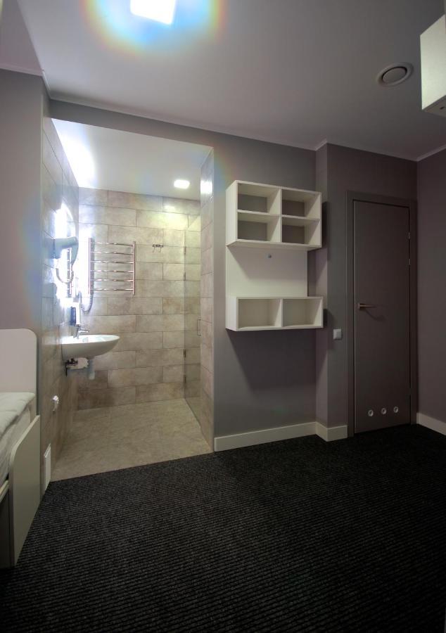 Cubby Hotel Lviv Buitenkant foto