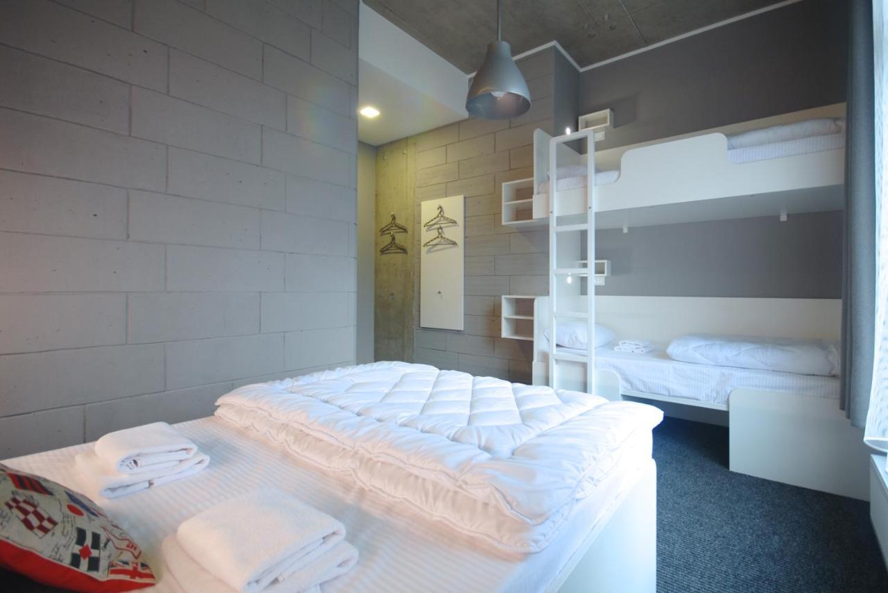 Cubby Hotel Lviv Buitenkant foto
